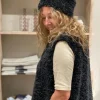 Gauhar - Faux fur tekoturkishattu, black