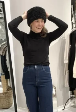 Gauhar - Faux fur tekoturkishattu, black